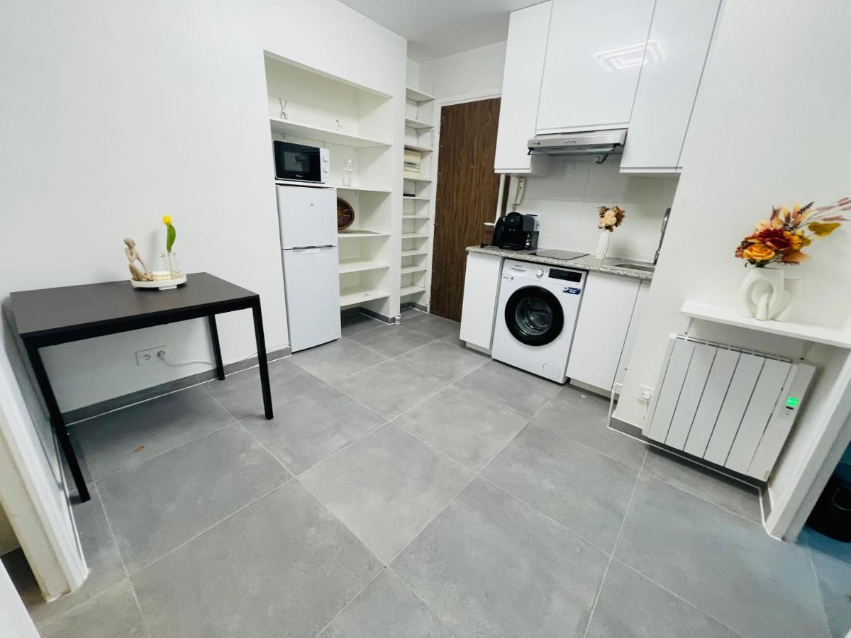 Dream Dwell Paris-Two Bedrooms Apart Near Gare Du Nord Екстер'єр фото
