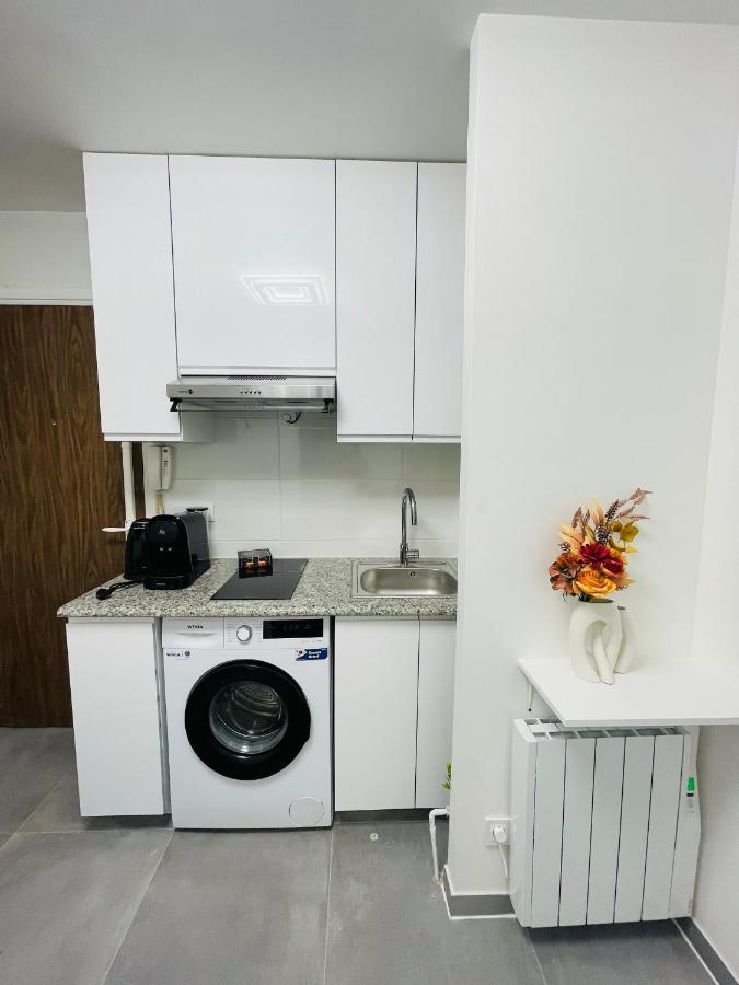 Dream Dwell Paris-Two Bedrooms Apart Near Gare Du Nord Екстер'єр фото