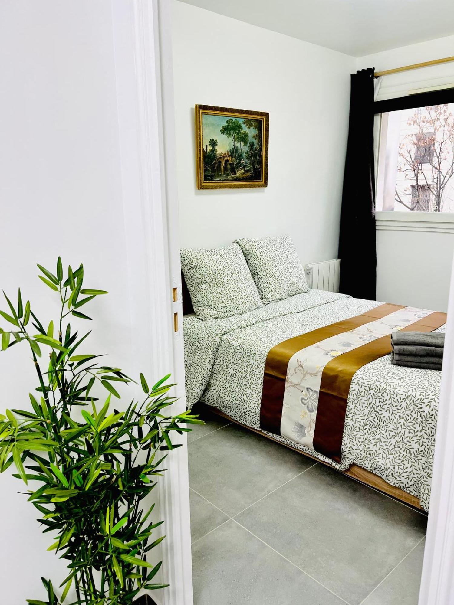 Dream Dwell Paris-Two Bedrooms Apart Near Gare Du Nord Екстер'єр фото